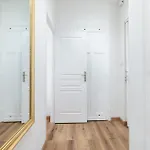 Appartement Centre - 10 Min - 5 Min Des Transports En Commun *