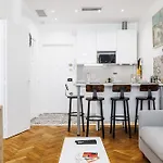 Centre - 10 Min - 5 Min Des Transports En Commun Appartement *