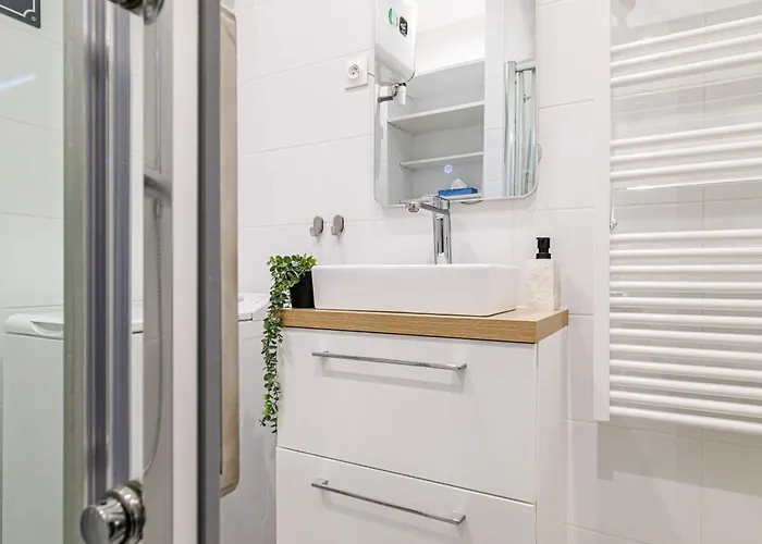 Centre - 10 Min - 5 Min Des Transports En Commun Apartman