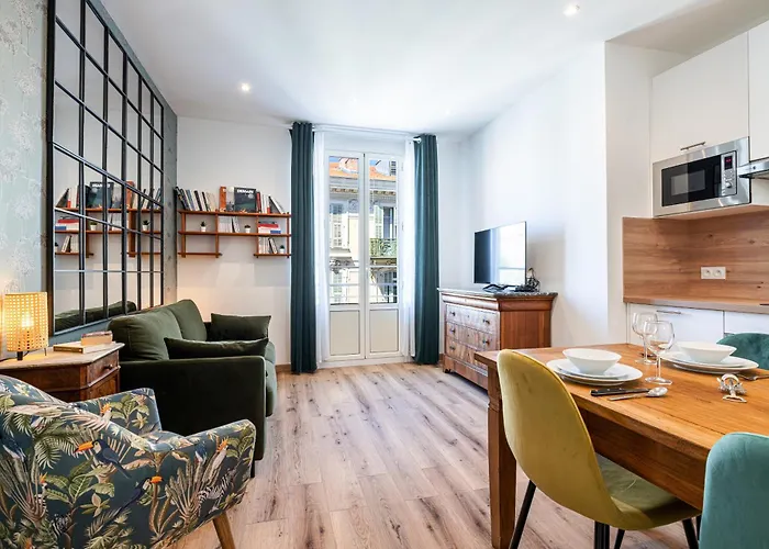 Apartman Centre - 10 Min - 5 Min Des Transports En Commun